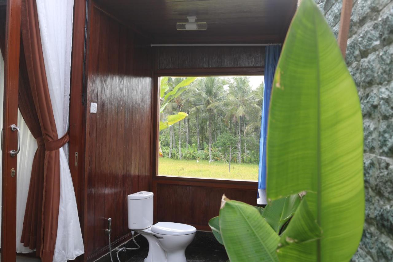 Mancur Guesthouse Ubud  Exterior photo